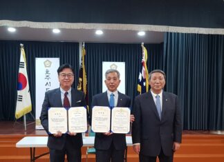 강흥원 시드니한인회장 연임 ..34대 회장에 당선