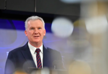 임금체불 고용주 엄벌…징역 10년에 780만 달러 벌금